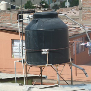 Viviendo en Peru: Encarando a la Falta de Agua